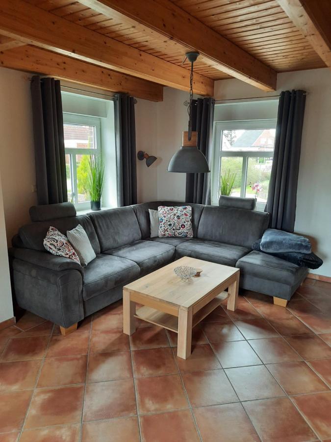 Tolles Ferienhaus In Pilsum - Ferienhaus Trientje - Mit Garten Und Ueberdachter Terrasse Ngoại thất bức ảnh