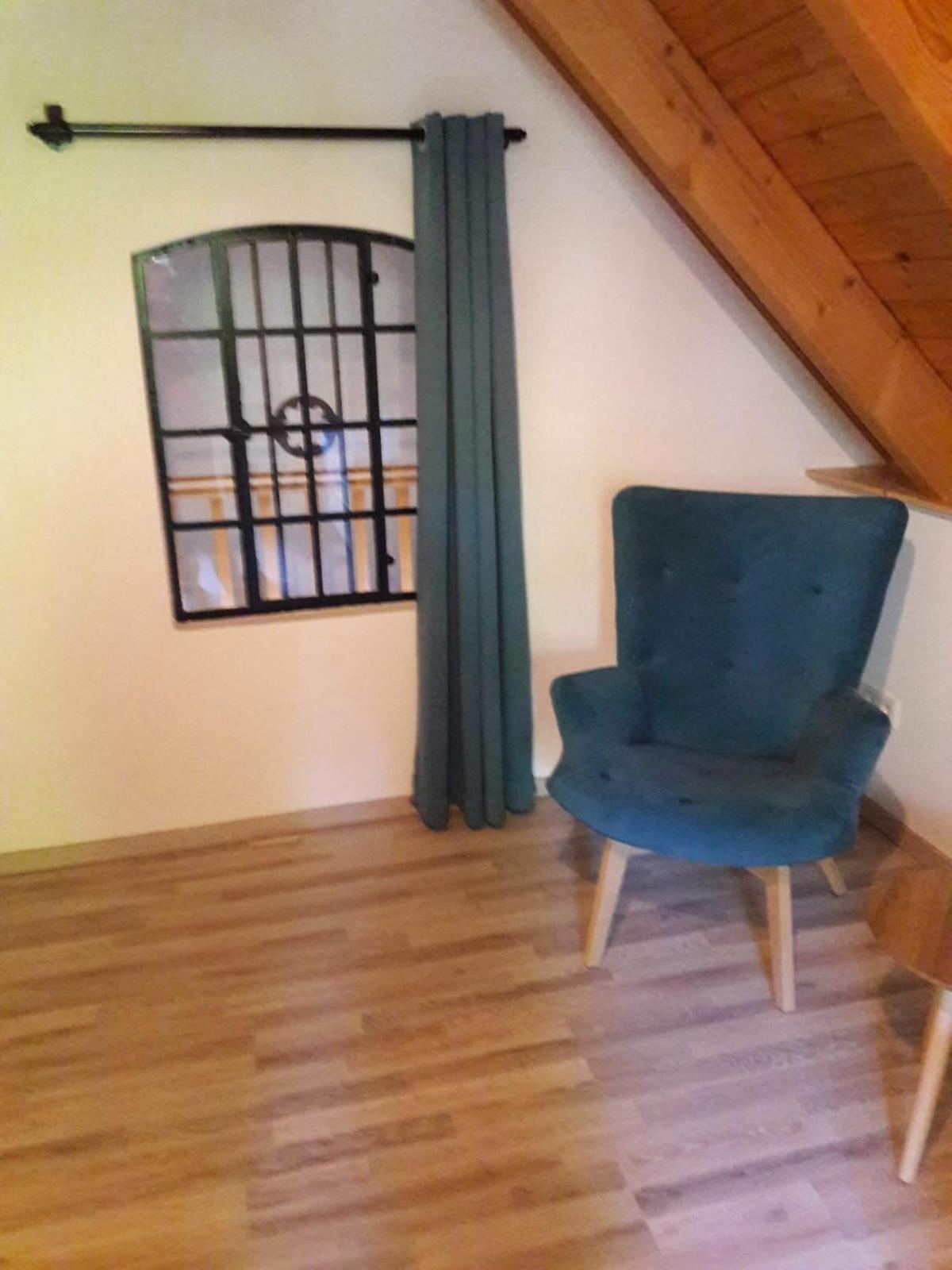 Tolles Ferienhaus In Pilsum - Ferienhaus Trientje - Mit Garten Und Ueberdachter Terrasse Ngoại thất bức ảnh
